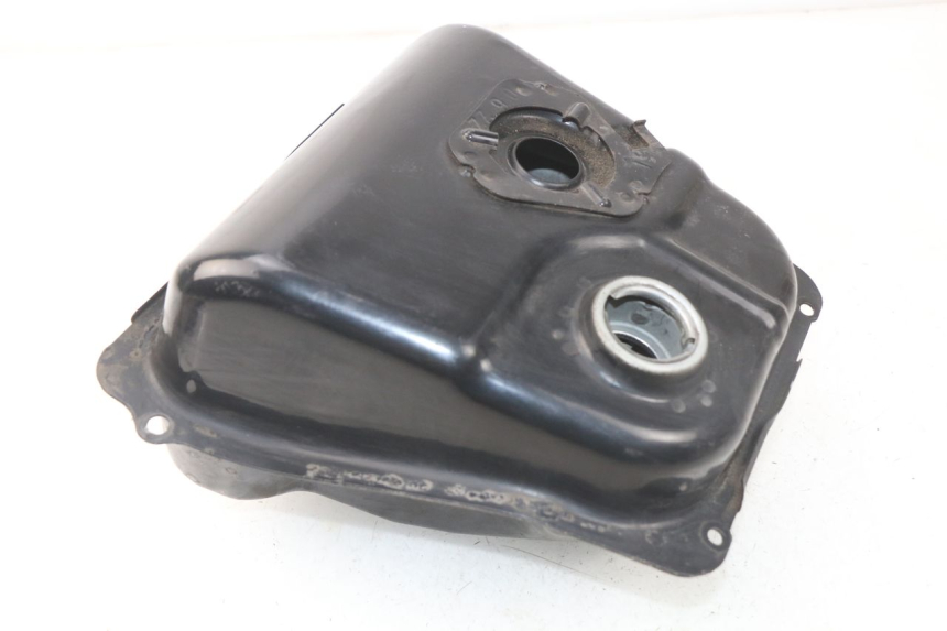 photo de KRAFTSTOFFTANK SYM SYMPHONY 50 (2009 - 2015) - Detailansicht des Bauteils