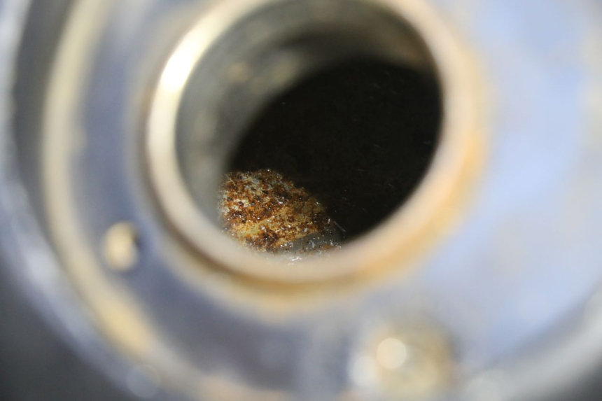 photo de KRAFTSTOFFTANK YAMAHA TDR DELTABOX 125 (1997 - 2003) - Charakteristische Merkmale