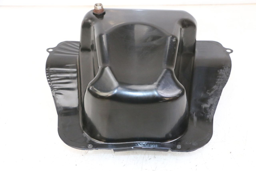 photo de KRAFTSTOFFTANK PEUGEOT TWEET 4T 50 (2014 - 2019) - Details der Befestigungspunkte