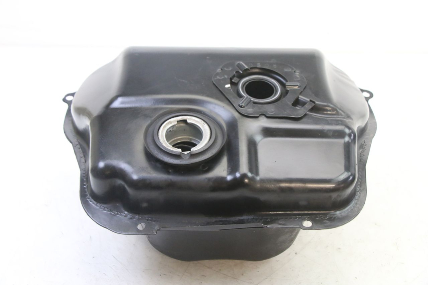 photo de KRAFTSTOFFTANK PEUGEOT TWEET 4T 50 (2014 - 2019) - Detailansicht des Bauteils