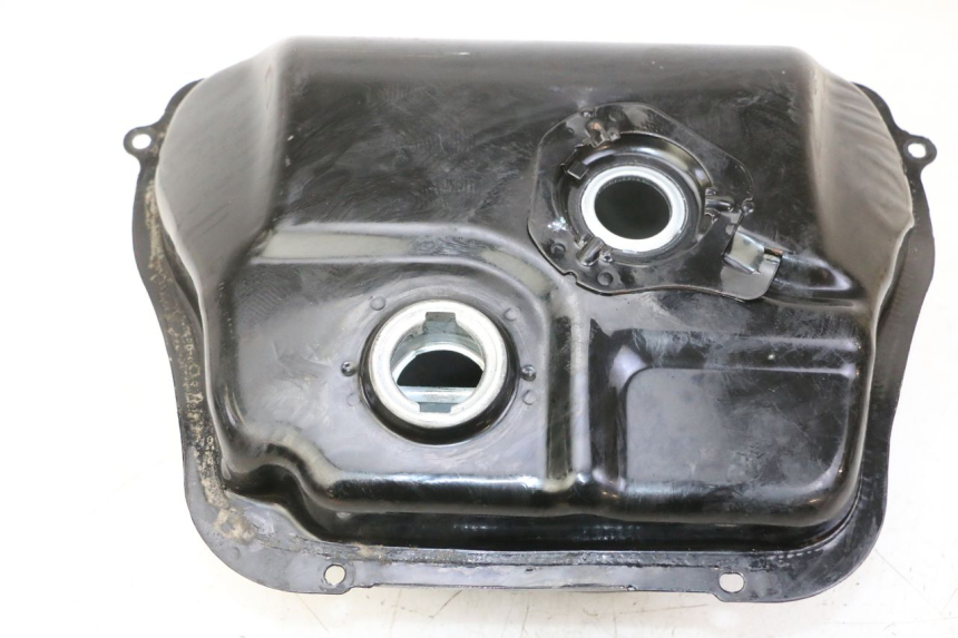 photo de KRAFTSTOFFTANK PEUGEOT TWEET 4T 50 (2018 - 2022) - Hauptansicht