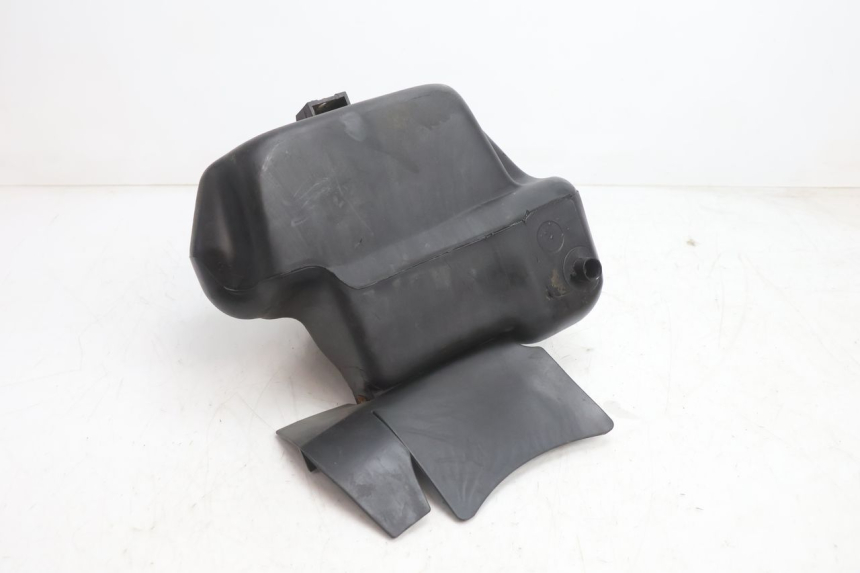 photo de KRAFTSTOFFTANK PIAGGIO TYPHOON 50 (2000 - 2009) - Technische Nahaufnahme