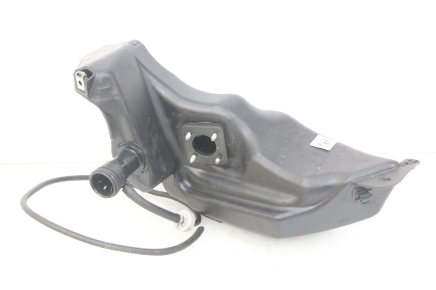 photo de KRAFTSTOFFTANK PIAGGIO VESPA PRIMAVERA 2T 50 (2013 - 2018) - Detailansicht des Bauteils