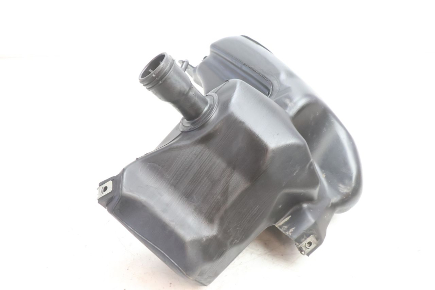 photo de KRAFTSTOFFTANK PIAGGIO VESPA PRIMAVERA 2T 50 (2013 - 2018) - Detailansicht des Bauteils
