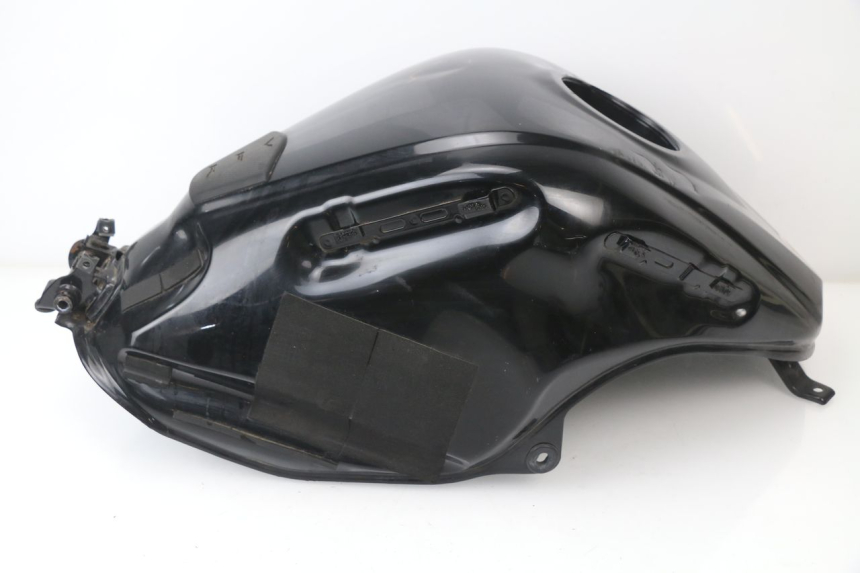 photo de KRAFTSTOFFTANK HONDA VFR F 1200 (2010 - 2015) - Details der Befestigungspunkte