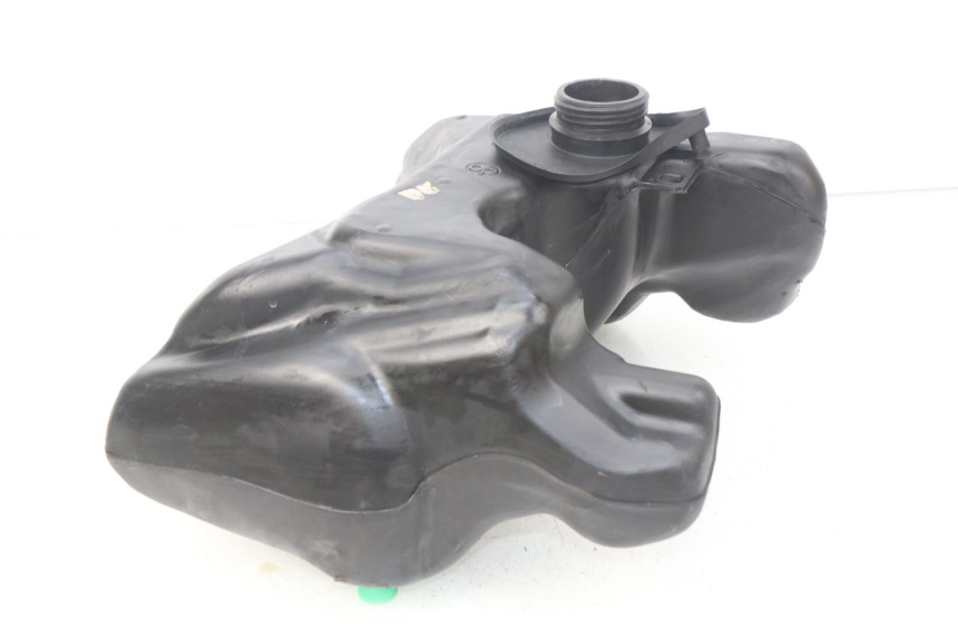 photo de KRAFTSTOFFTANK PEUGEOT VIVACITY 50 (1998 - 2003) - Zoom auf Gebrauchszustand