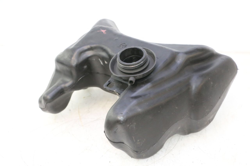 photo de KRAFTSTOFFTANK PEUGEOT VIVACITY 50 (2004 - 2009) - Zoom auf Gebrauchszustand