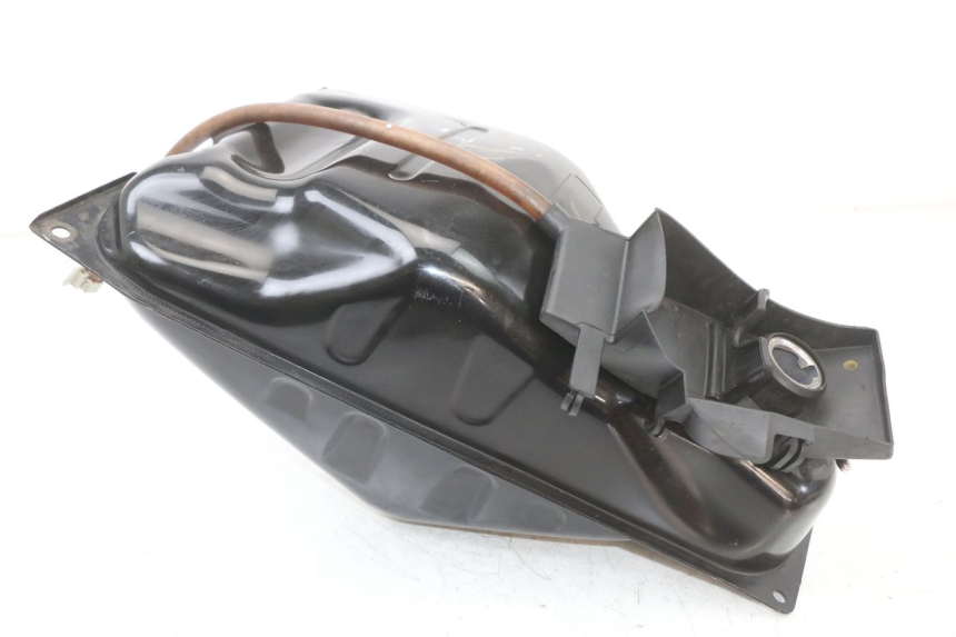 photo de KRAFTSTOFFTANK YAMAHA XMAX X-MAX ABS 125 (2017 - 2020) - Zoom auf Gebrauchszustand