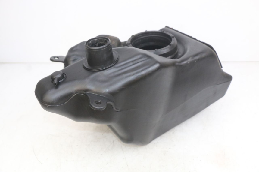 photo de KRAFTSTOFFTANK YAMAHA X-MAX XMAX 250 (2006 - 2009) - Technische Nahaufnahme