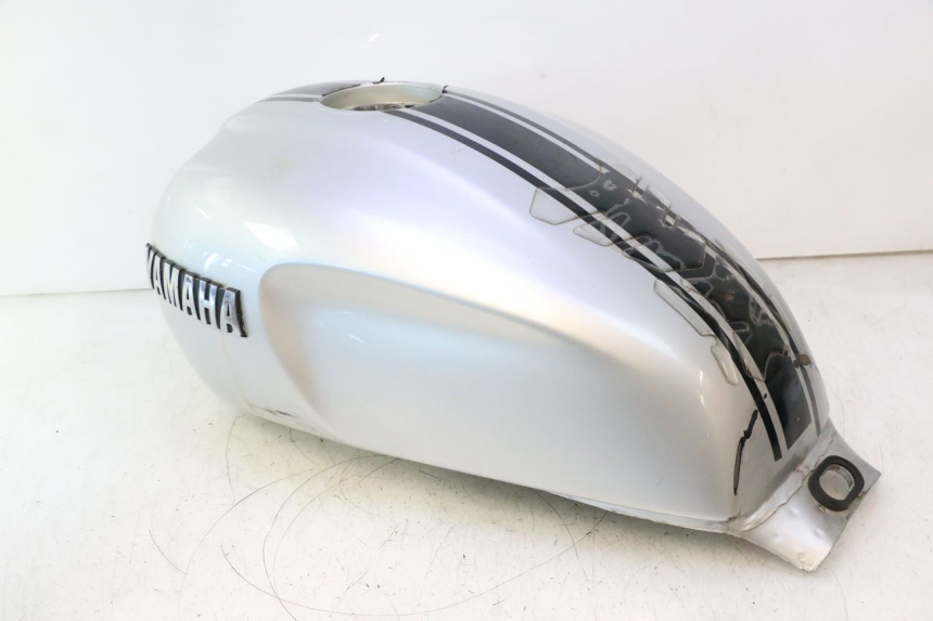 photo de KRAFTSTOFFTANK YAMAHA XJR 1300 (1998 - 2002) - Zoom auf Gebrauchszustand