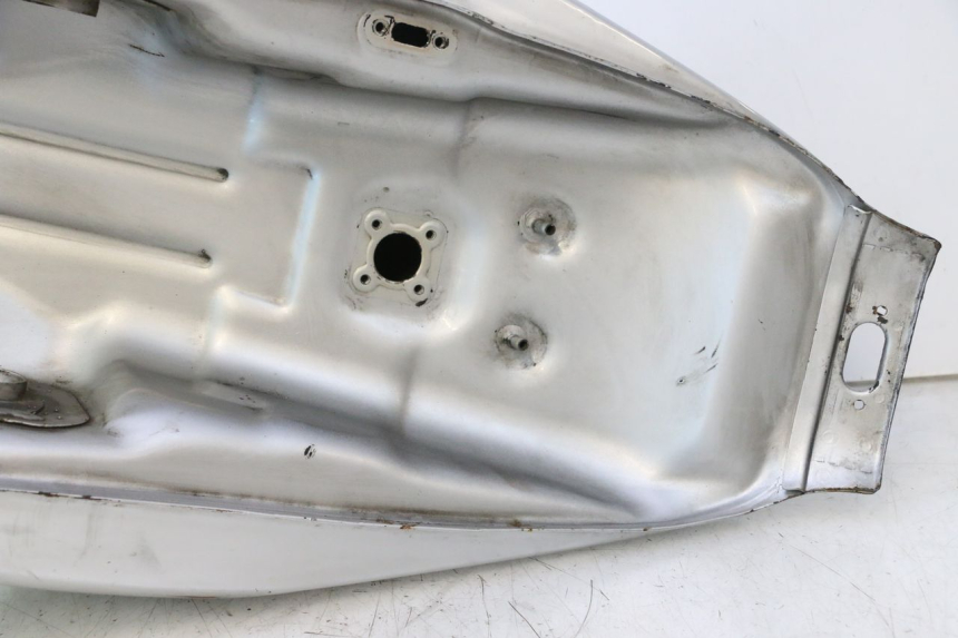 photo de KRAFTSTOFFTANK YAMAHA XJR 1300 (1998 - 2002) - Alternative Perspektive
