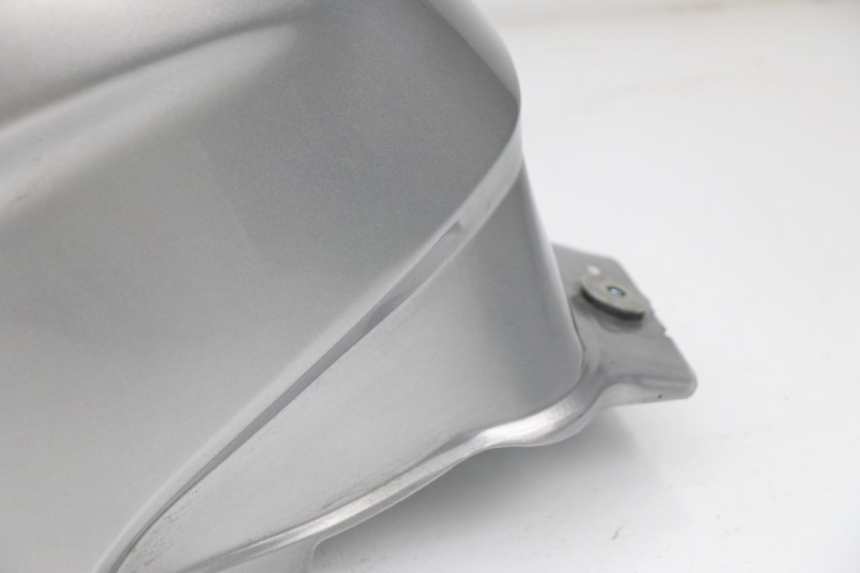 photo de KRAFTSTOFFTANK HONDA XLV VARADERO 125 (2000 - 2006) - Zoom auf Komponenten