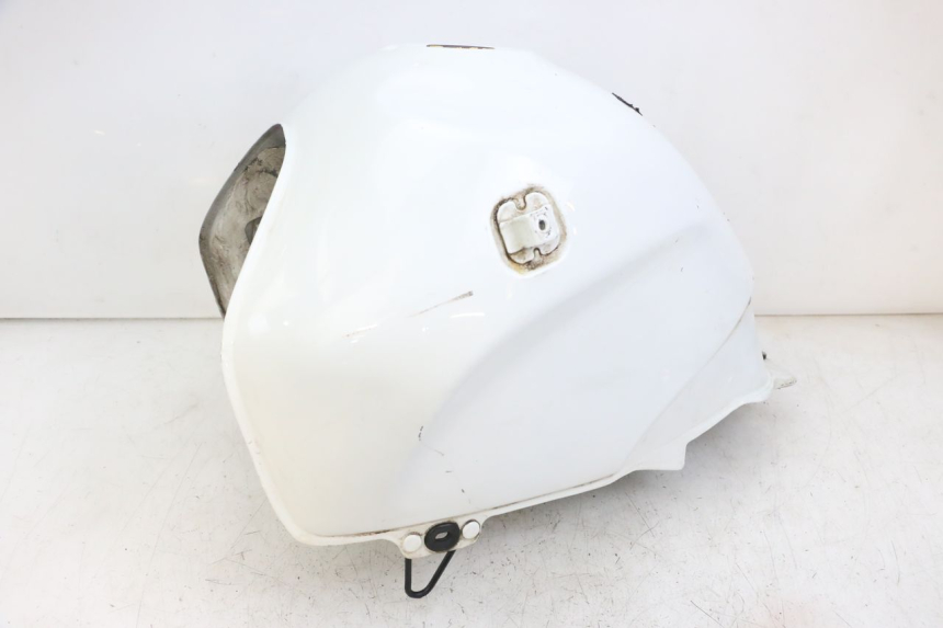 photo de KRAFTSTOFFTANK HONDA XLV VARADERO 125 (2000 - 2006) - Fokus auf die Struktur