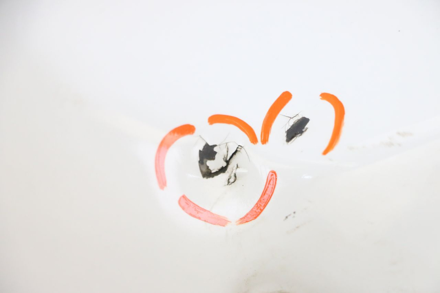 photo de KRAFTSTOFFTANK HONDA XLV VARADERO 125 (2000 - 2006) - Profilansicht des Ersatzteils