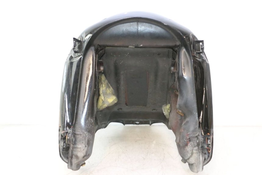 photo de KRAFTSTOFFTANK HONDA XRV AFRICA TWIN 750 (1990 - 1992) - Zoom auf Komponenten