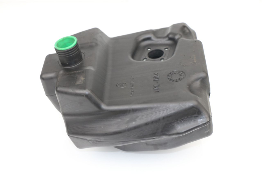 photo de KRAFTSTOFFTANK YAMAHA BW'S NAKED 50 (2008 - 2019) - Alternative Perspektive