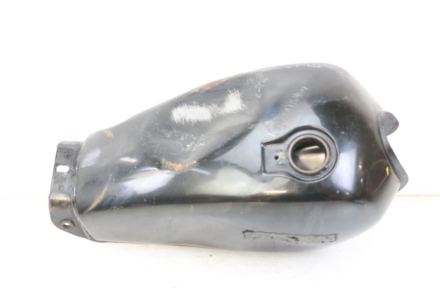 photo de KRAFTSTOFFTANK YAMAHA SR 125 (1982 - 2003) - Details der Befestigungspunkte