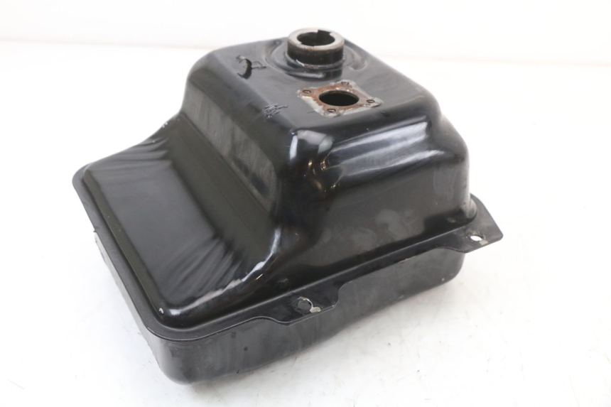 photo de KRAFTSTOFFTANK YAMAHA YE ZEST 50 (1992 - 1998) - Alternative Perspektive