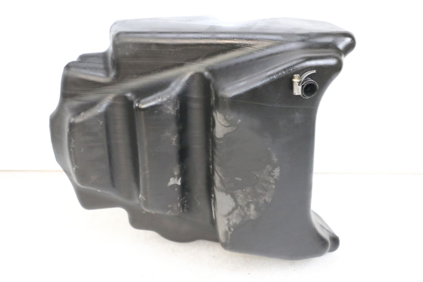 photo de KRAFTSTOFFTANK YAMAHA YP MAJESTY 125 (2002 - 2006) - Detailansicht des Bauteils