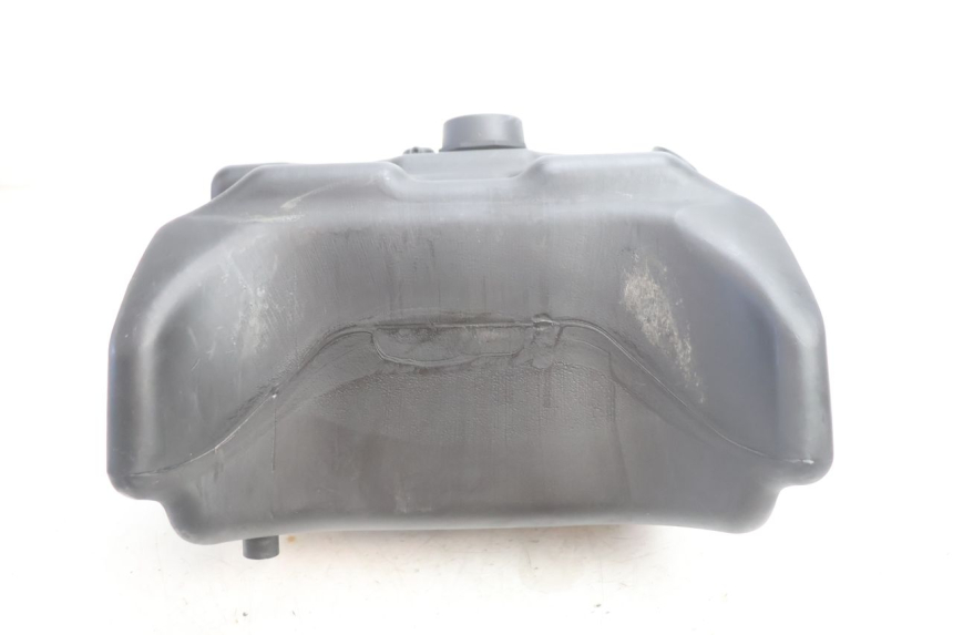 photo de KRAFTSTOFFTANK YAMAHA YP MAJESTY 125 (2002 - 2006) - Alternative Perspektive