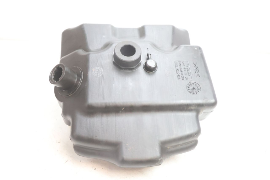 photo de KRAFTSTOFFTANK YAMAHA YP MAJESTY 125 (2002 - 2006) - Detailansicht des Bauteils