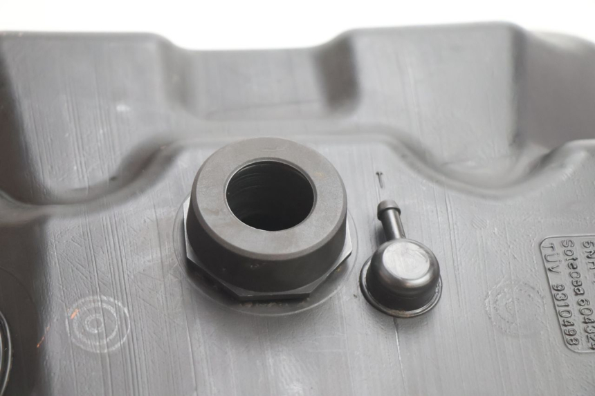 photo de KRAFTSTOFFTANK YAMAHA YP MAJESTY 125 (2002 - 2006) - Alternative Perspektive