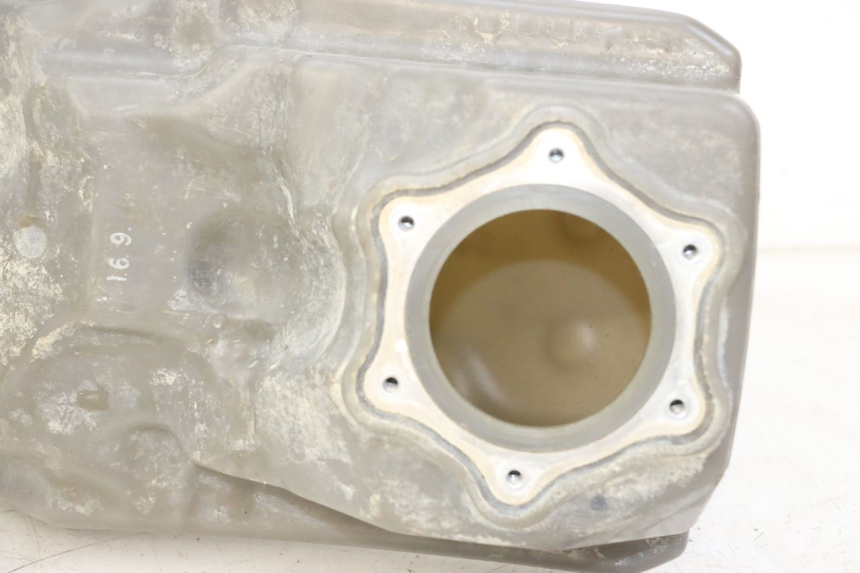 photo de KRAFTSTOFFTANK YAMAHA YZ-F YZF 250 (2014 - 2018) - Detailansicht des Bauteils