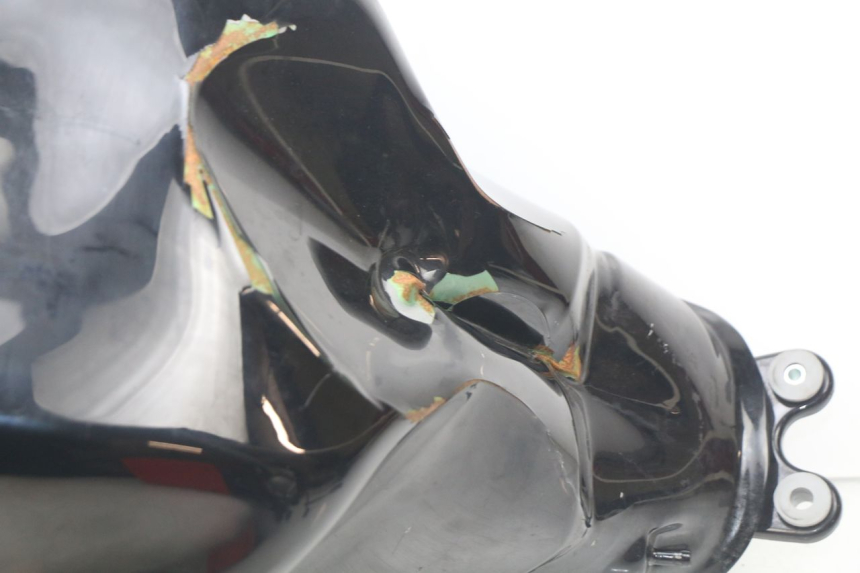 photo de KRAFTSTOFFTANK KAWASAKI Z 650 (2016 - 2019) - Hochauflösende Nahaufnahme