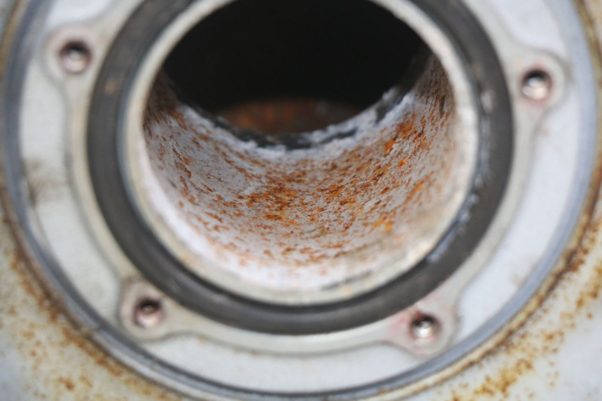 photo de KRAFTSTOFFTANK KAWASAKI Z 750 (2007 - 2013) - Details der Befestigungspunkte