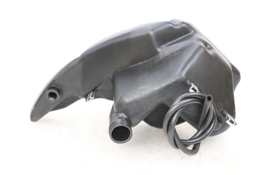 photo de KRAFTSTOFFTANK PIAGGIO ZIP 2T 50 (2009 - 2019) - Zoom auf Gebrauchszustand