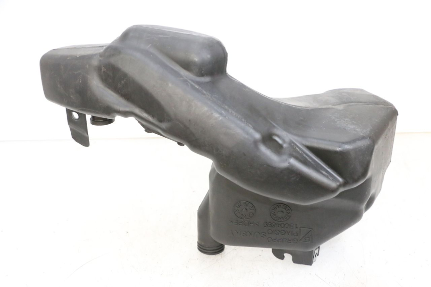 photo de KRAFTSTOFFTANK PIAGGIO ZIP 4T 50 (2018 - 2020) - Zoom auf Gebrauchszustand