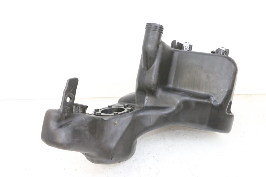 photo de KRAFTSTOFFTANK PIAGGIO ZIP 4T 50 (2018 - 2020) - Technische Nahaufnahme