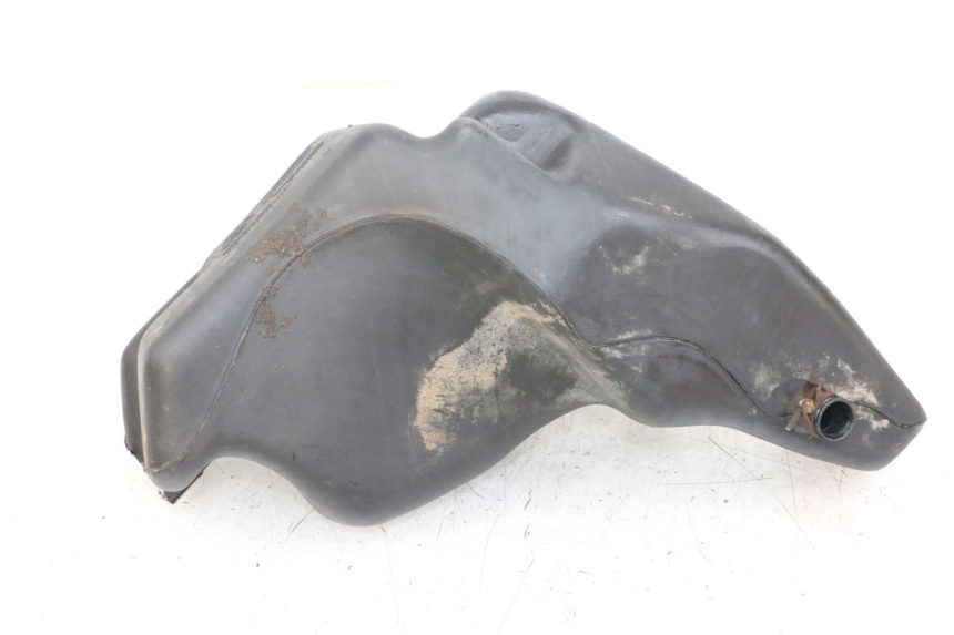photo de KRAFTSTOFFTANK PIAGGIO ZIP RST 50 (1996 - 1998) - Detailansicht des Bauteils