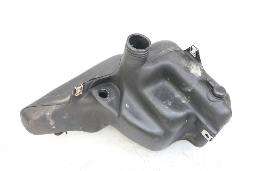 photo de KRAFTSTOFFTANK PIAGGIO ZIP RST 50 (1996 - 1998) - Alternative Perspektive