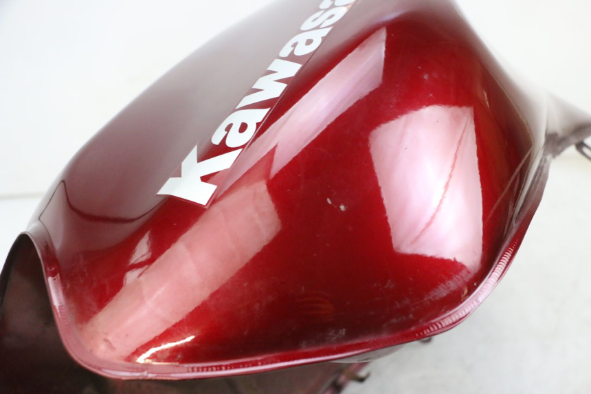 photo de KRAFTSTOFFTANK KAWASAKI ZR 7 750 (1999 - 2004) - Zoom auf Gebrauchszustand