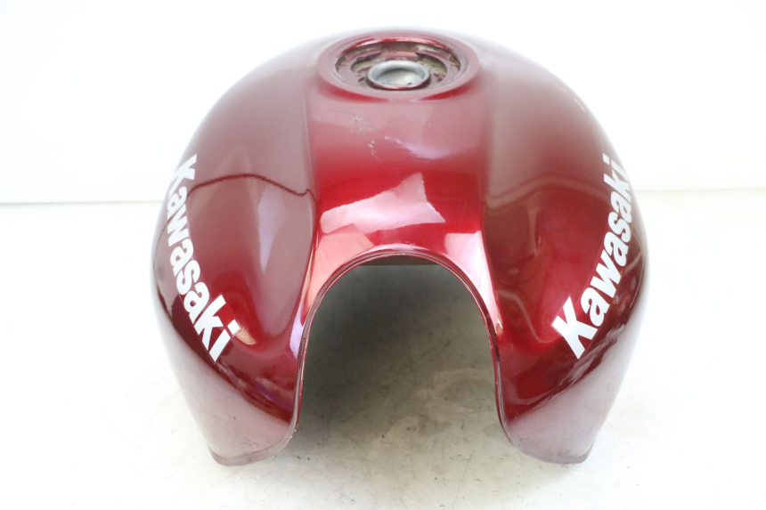 photo de KRAFTSTOFFTANK KAWASAKI ZR 7 750 (1999 - 2004) - Hauptansicht