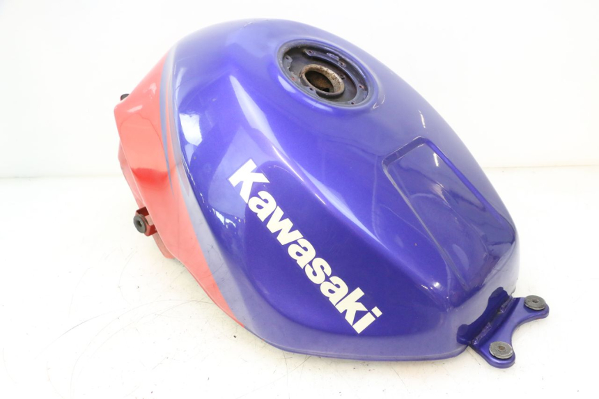photo de KRAFTSTOFFTANK KAWASAKI ZX-6R ZX6R 600 (1995 - 1997) - Zoom auf Komponenten
