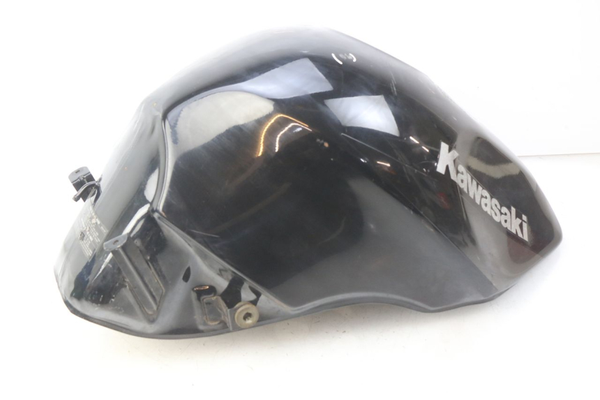photo de KRAFTSTOFFTANK KAWASAKI ZZR 600 (1995 - 2004) - Technische Nahaufnahme