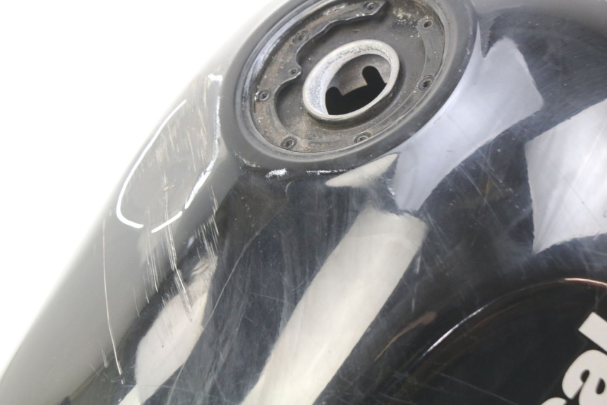 photo de KRAFTSTOFFTANK KAWASAKI ZZR 600 (1995 - 2004) - Oberflächenzustand und Material