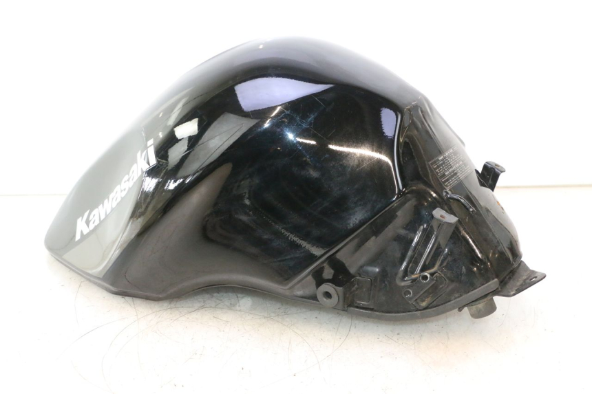 photo de KRAFTSTOFFTANK KAWASAKI ZZR 600 (1995 - 2004) - Technische Nahaufnahme