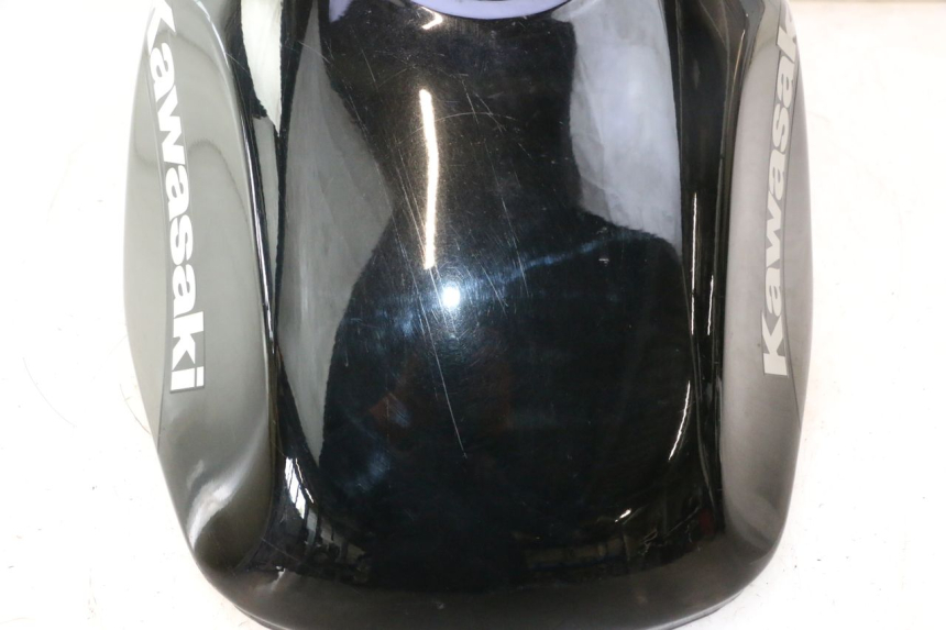 photo de KRAFTSTOFFTANK KAWASAKI ZZR 600 (1995 - 2004) - Kennzeichnungen und Originalreferenzen