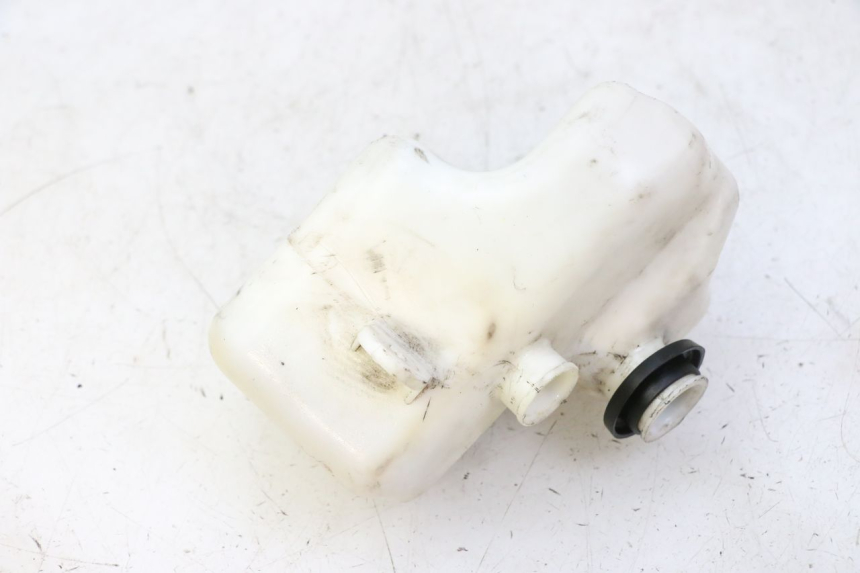 photo de ÖLTANK KYMCO AGILITY NAKED RENOUVO 2T 50 (2011 - 2018) - Zoom auf Gebrauchszustand