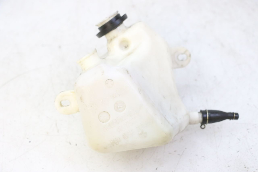 photo de ÖLTANK KYMCO AGILITY NAKED RENOUVO 2T 50 (2011 - 2018) - Oberflächenzustand und Material