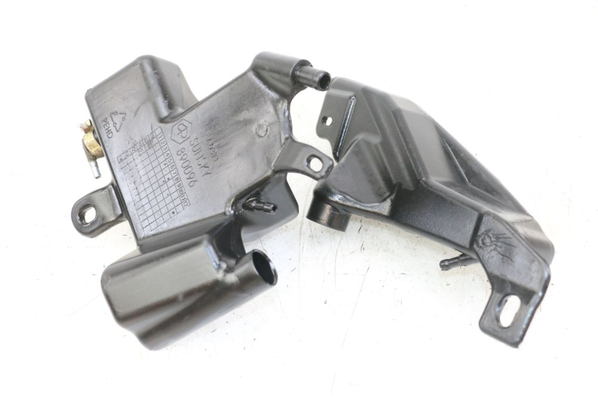 photo de ÖLTANK APRILIA SR MOTARD 50 (2012 - 2018) - Zoom auf Gebrauchszustand