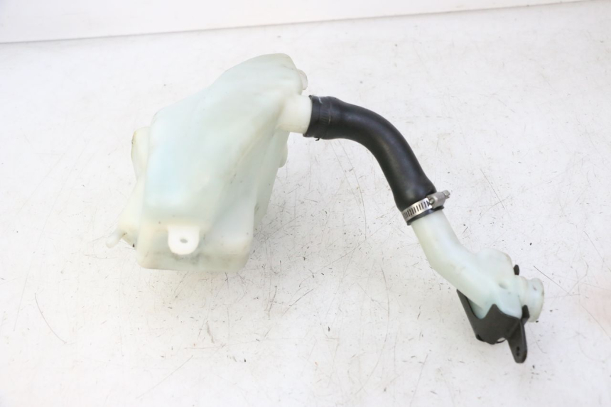 photo de ÖLTANK YAMAHA BW'S 100 (1999 - 2002) - Alternative Perspektive