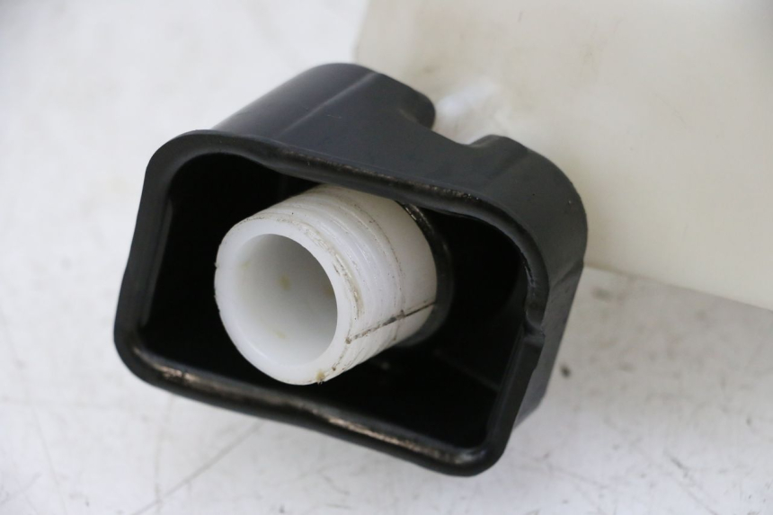 photo de ÖLTANK PEUGEOT CITYSTAR 50 (2013 - 2017) - Detailansicht des Bauteils