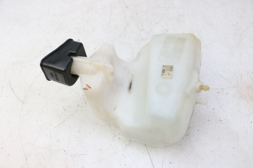 photo de ÖLTANK PEUGEOT CITYSTAR 50 (2013 - 2017) - Zoom auf Gebrauchszustand