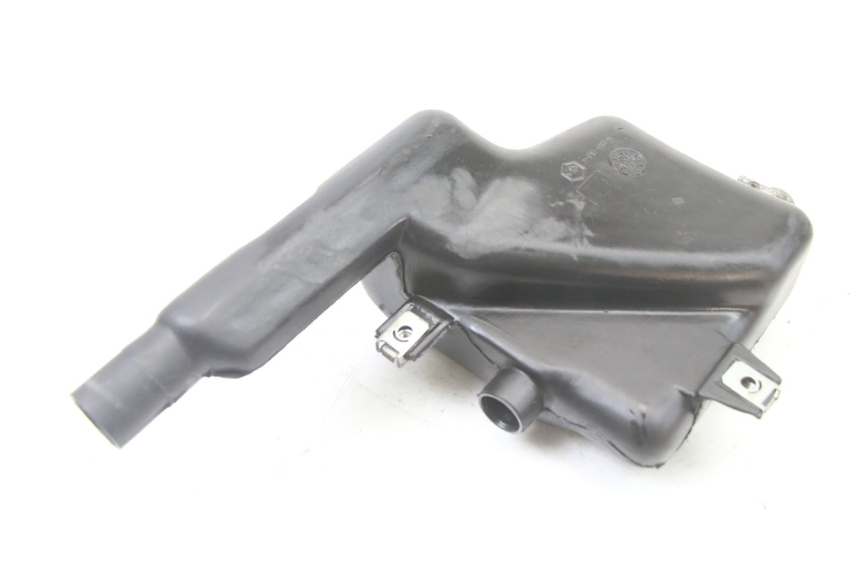 photo de ÖLTANK PIAGGIO VESPA LX 2T 50 (2005 - 2013) - Alternative Perspektive