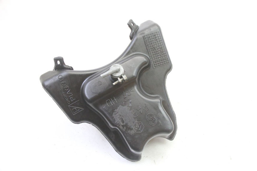 photo de ÖLTANK GILERA RUNNER SP 50 (2006 - 2008) - Gesamtansicht des Produkts