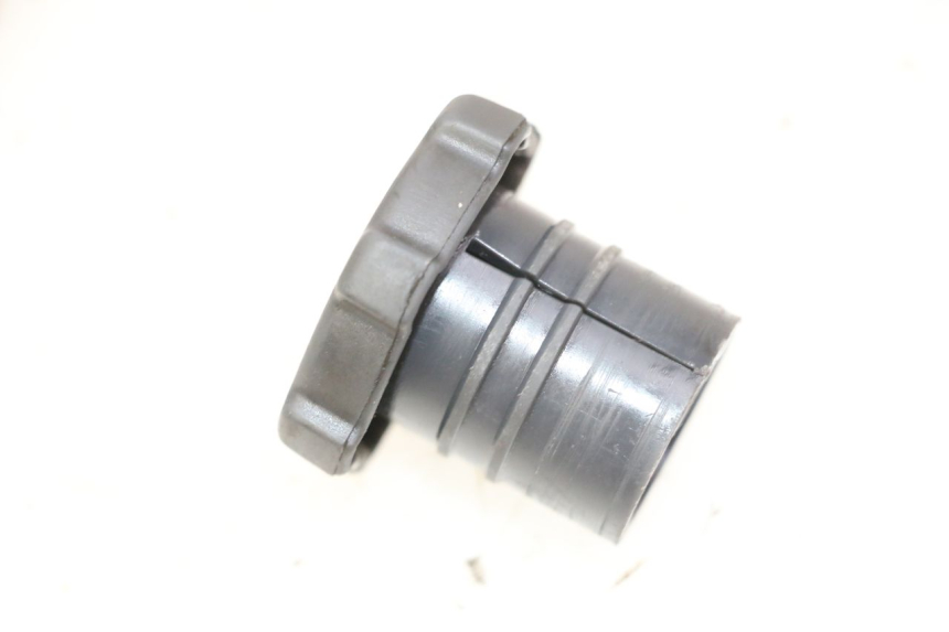 photo de ÖLTANK PIAGGIO VESPA S 2T 50 (2007 - 2014) - Details der Befestigungspunkte